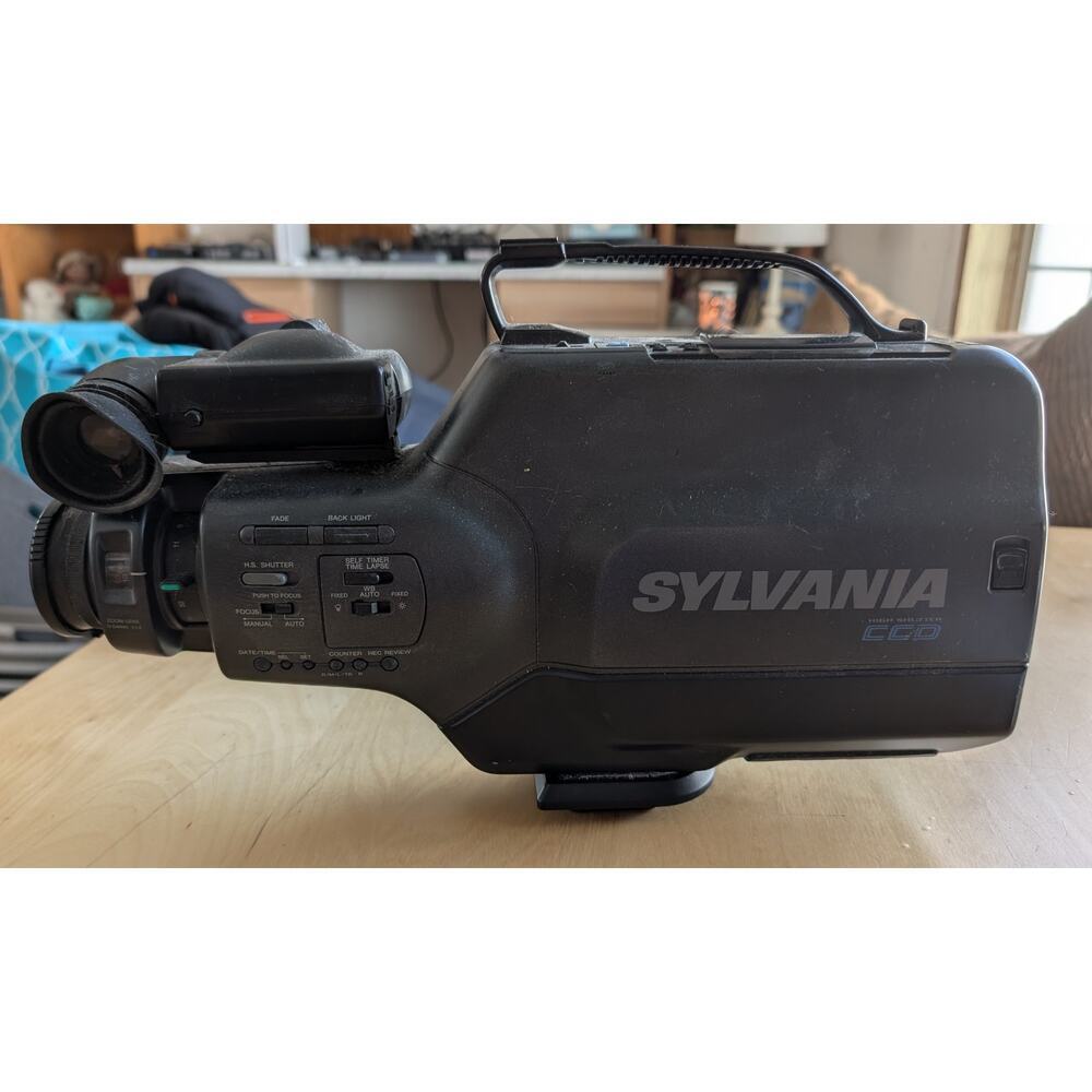 🌼Sylvania High Shutter Camcorder